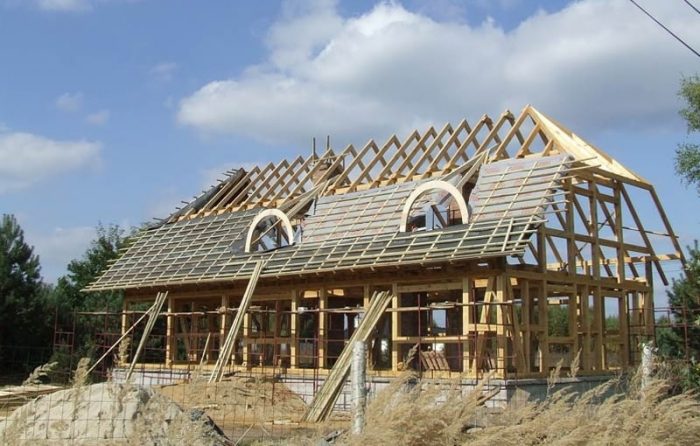 Dom ze słomy Kwadratura, projekty domów jednorodzinnych